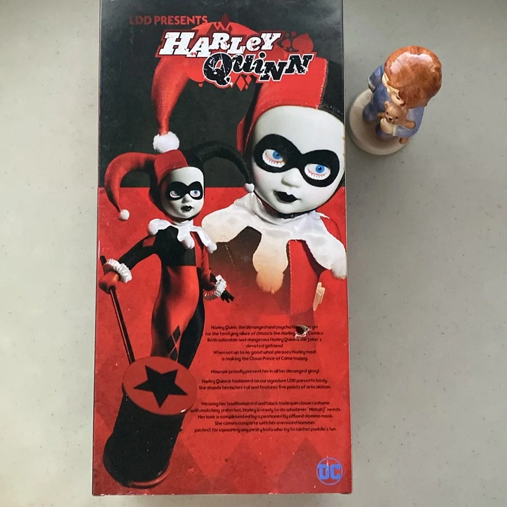 Living Dead Dolls Presents DC Classic Harley Quinn